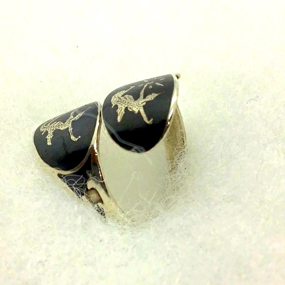 Vintage SIAM Sterling silver size 8 ring - Picture 3 of 5